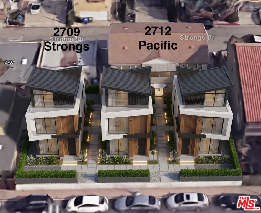 2712 Pacific Avenue