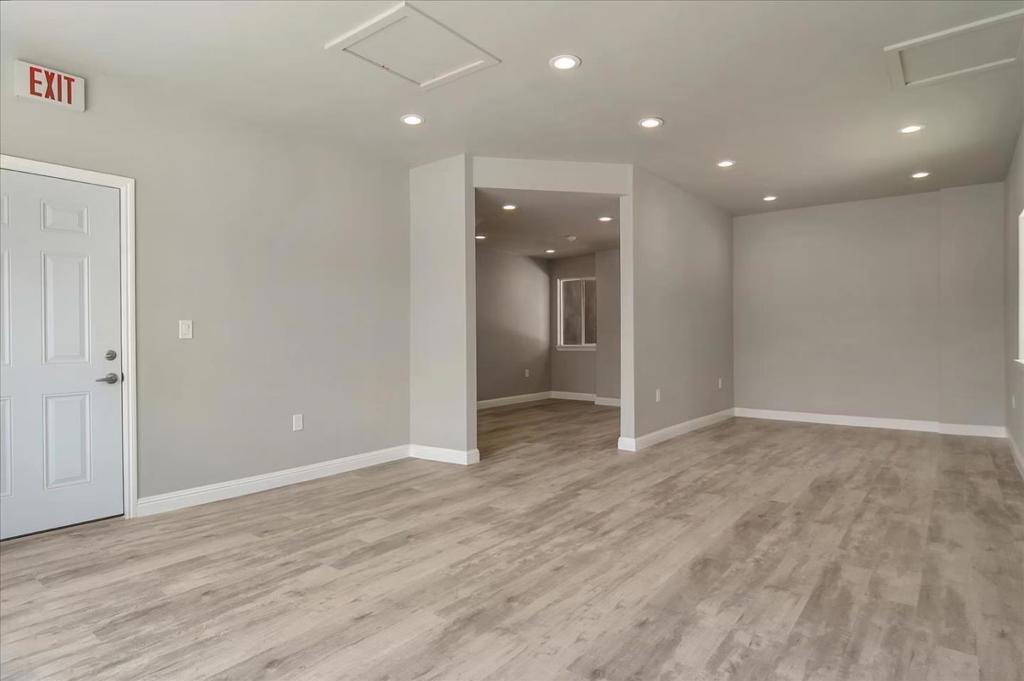298 N 7th Street