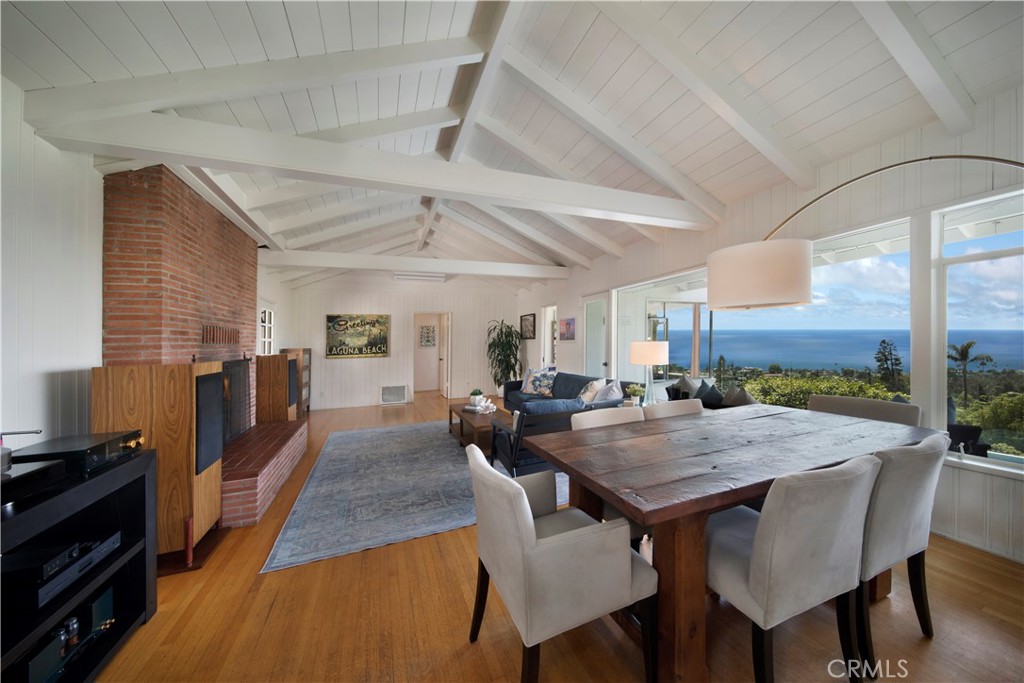 933 Coast View Drive