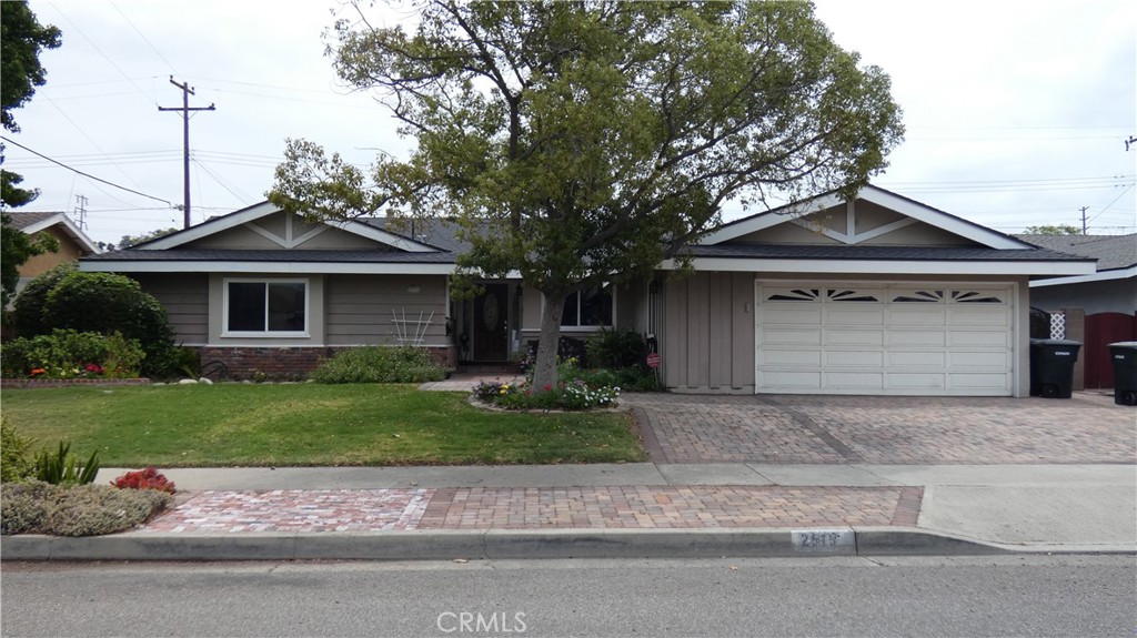 2515 N Cottonwood