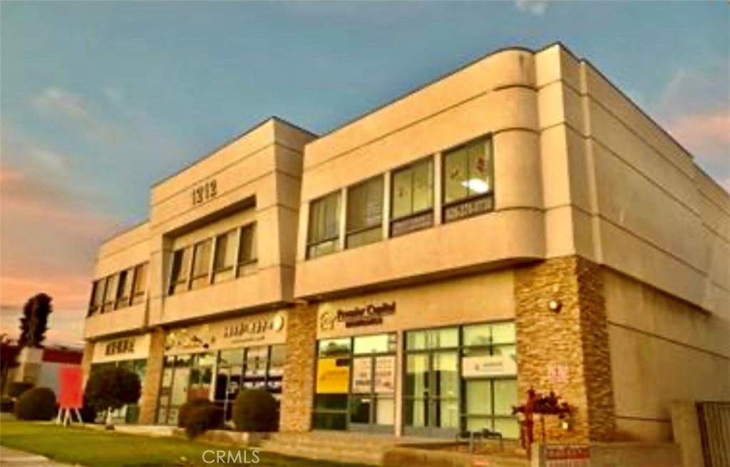1212 S Atlantic Boulevard 203