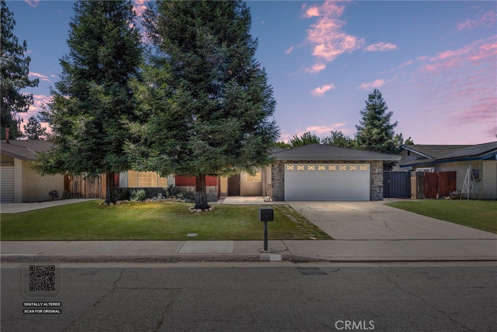 3005 Estero