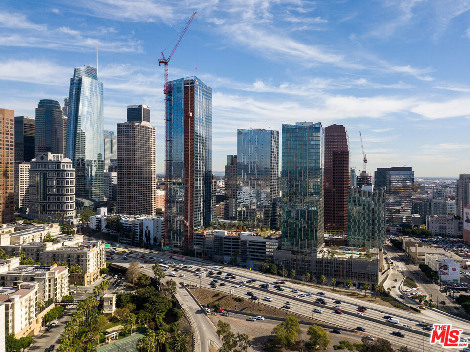 889 Francisco Street 1008