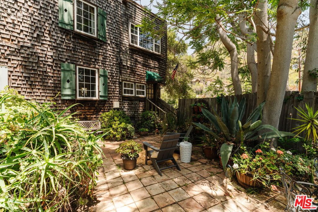 437 Short Trail
