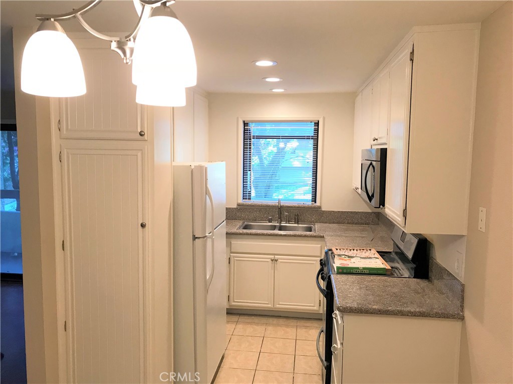 27929 Tyler Lane 743