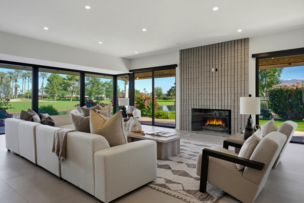2 Auburn Court
