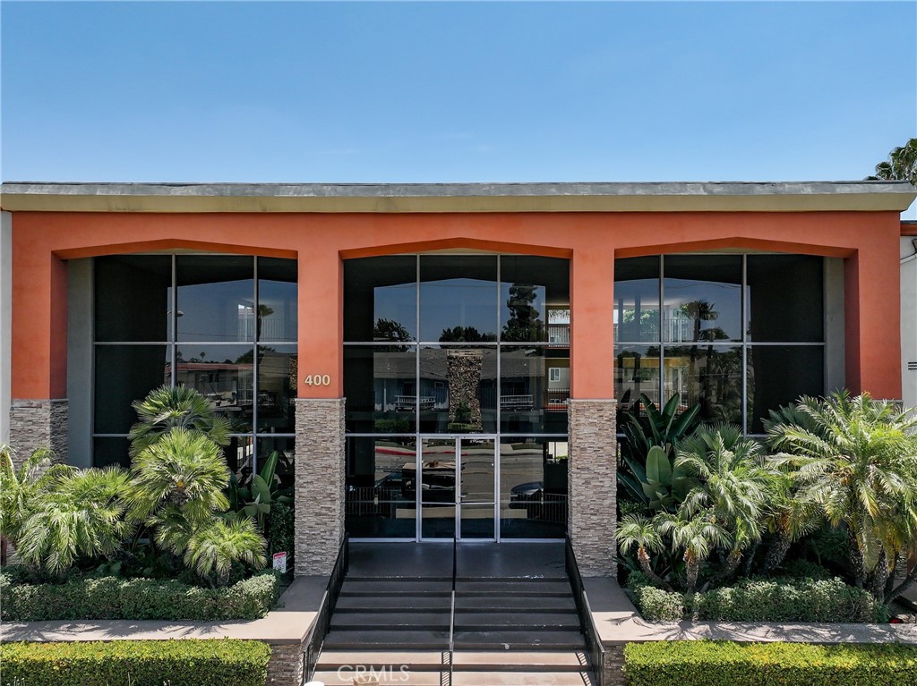 400 N Acacia c 39