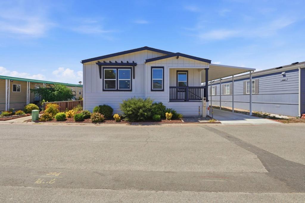 1220 Tasman Drive 399