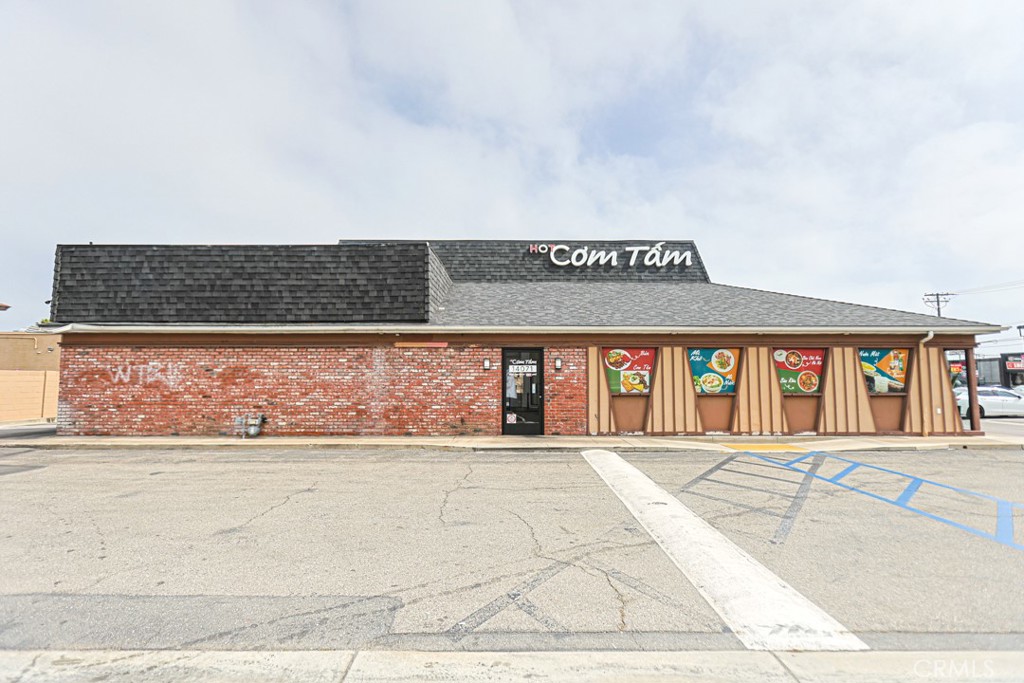 14071 Goldenwest