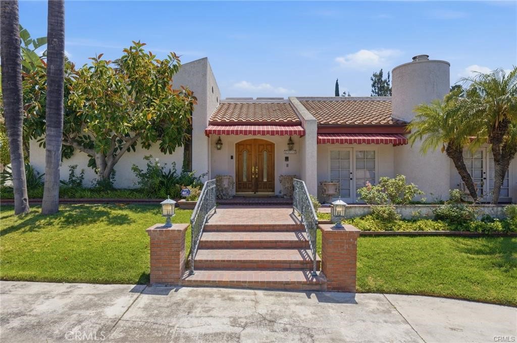 5633 Mayberry