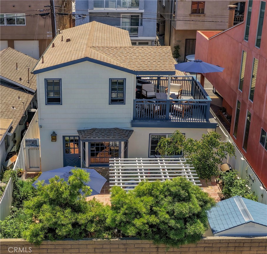 16742 Bayview