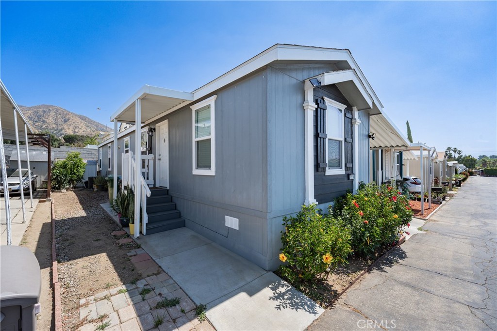 16079 Yarnell St B20
