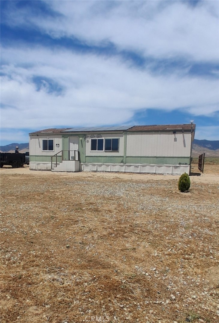 27543 Kingbird