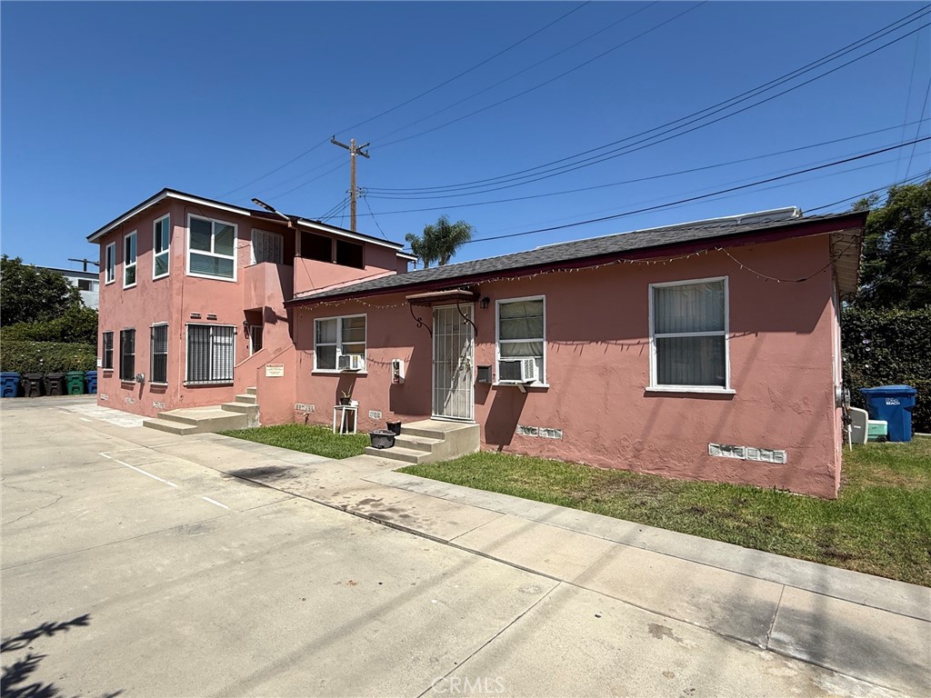 1111 Walnut