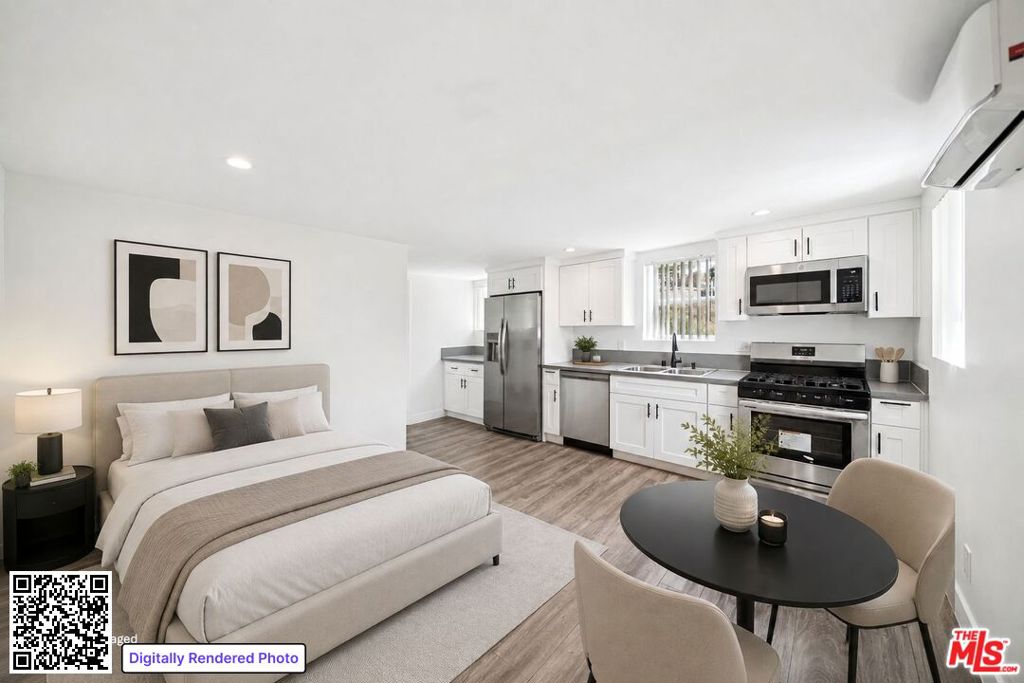 1267 Vin Scully Avenue 1/2