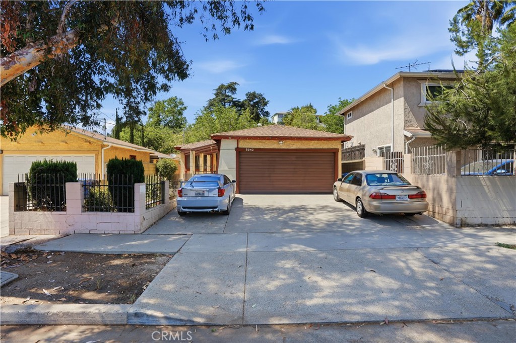 5943 Benner