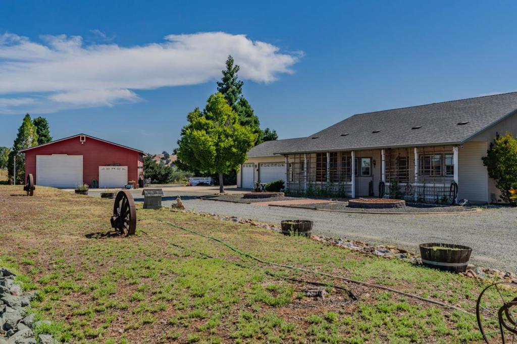 11 Duck Creek Court