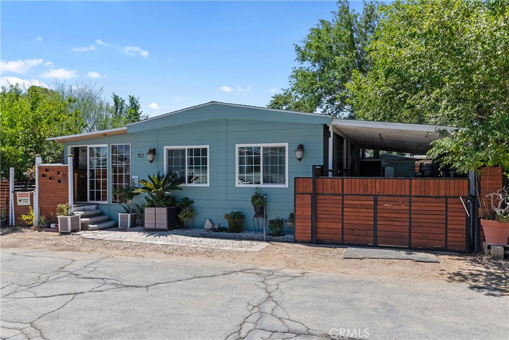 1258 W Rosamond 76