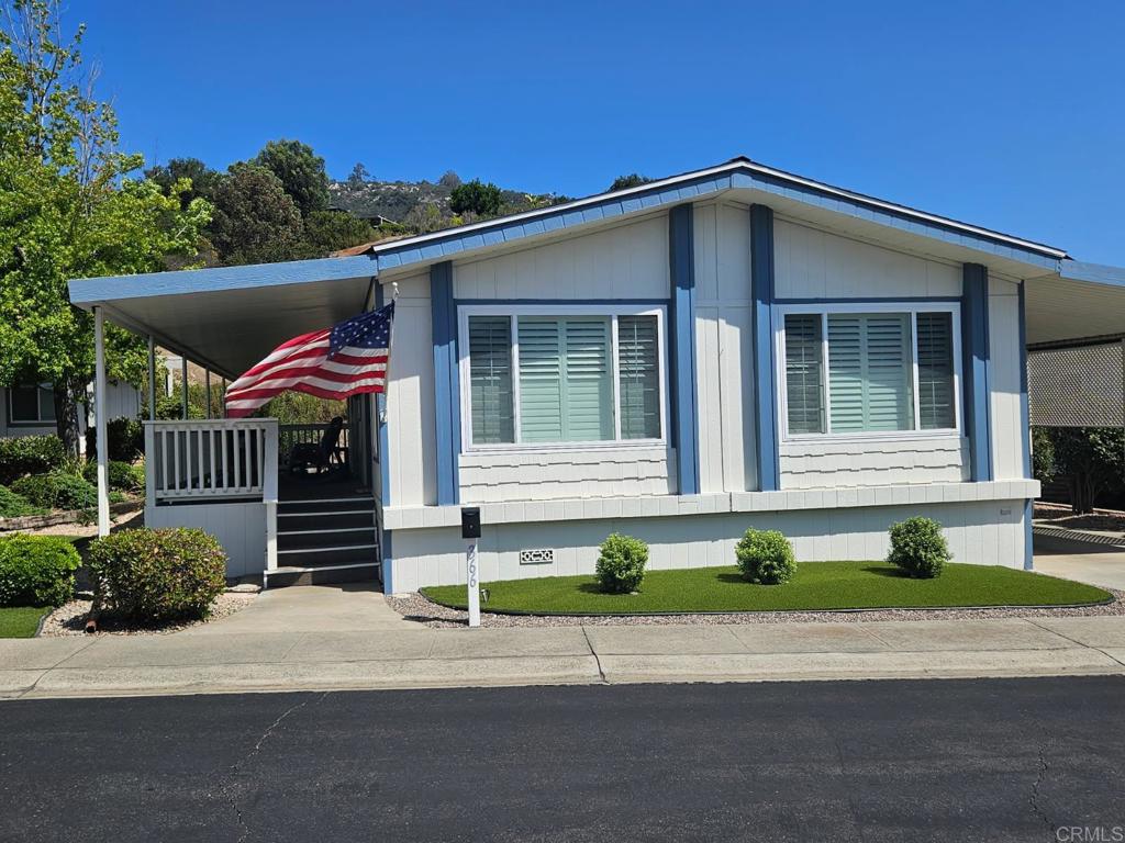 8975 Lawrence Welk Drive 366