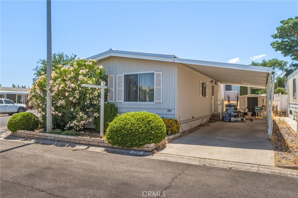 20683 Waalew Road B201