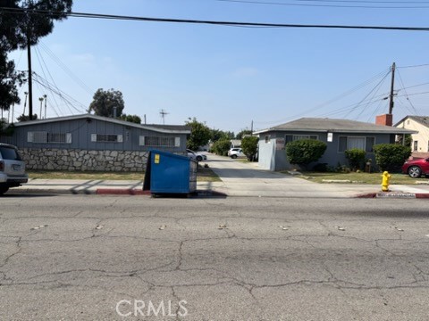 4642 Live Oak