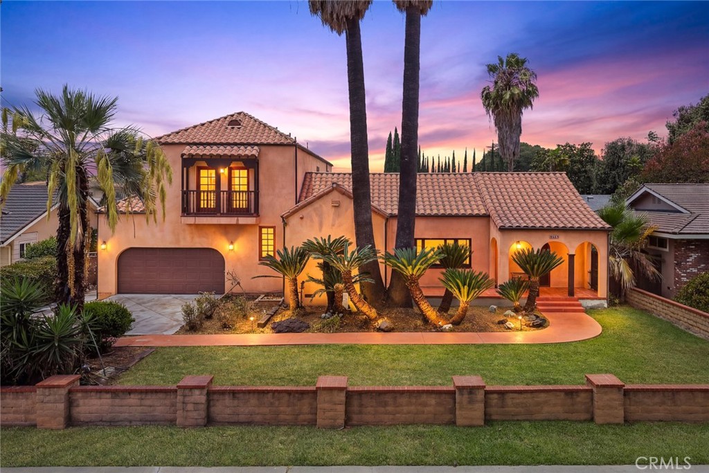 1135 S Santa Anita