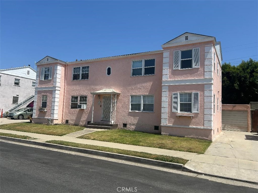 1666 La Fayette 4