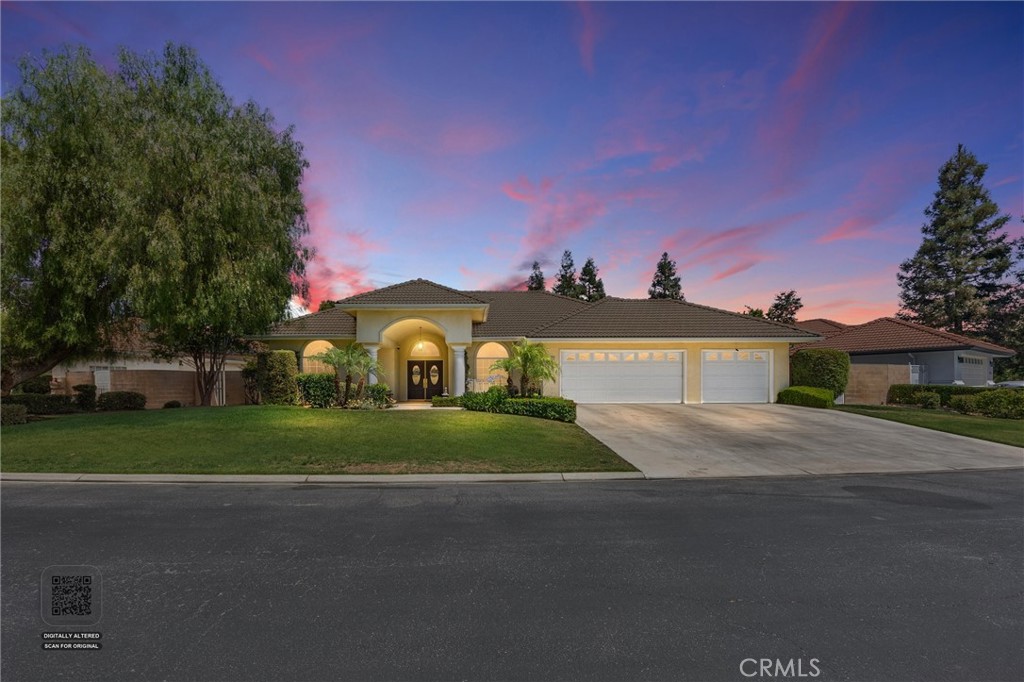 4205 Palisades Circle