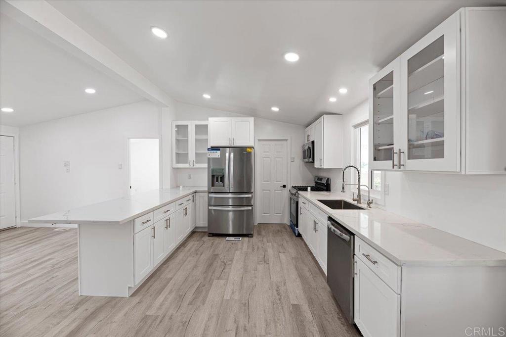 1855 E Riverside Drive 418