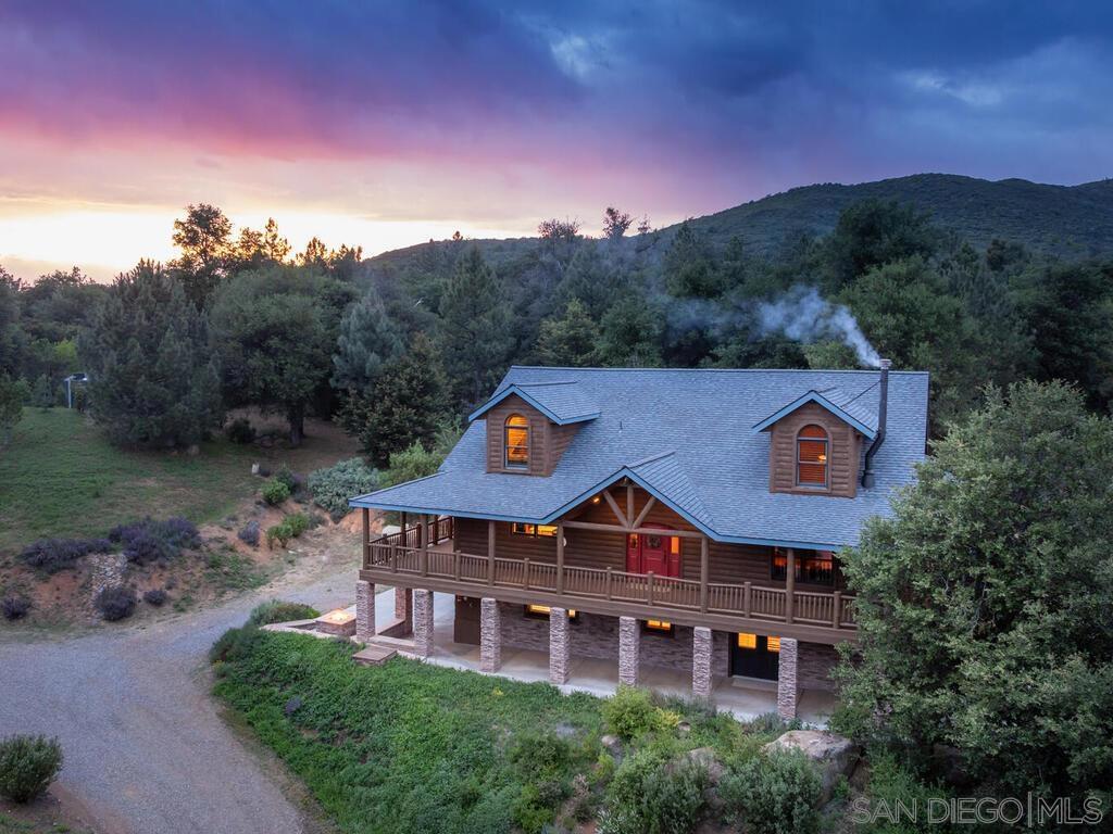 1068 W Incense Cedar Road