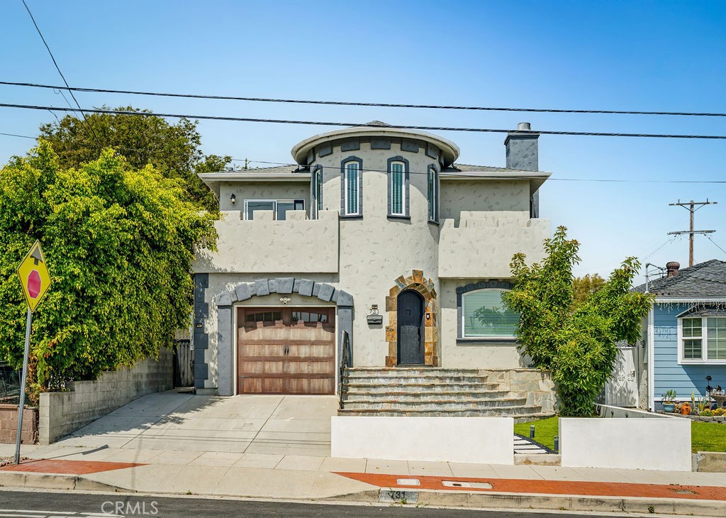 731 N Leland Avenue