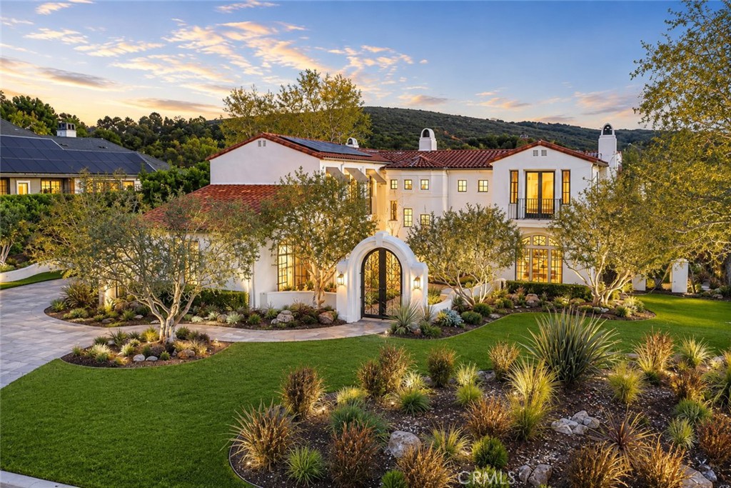 2 Havenhurst Drive