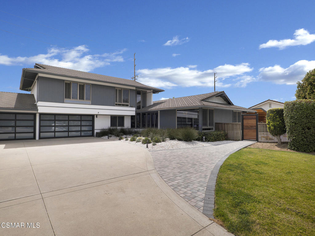 690 Valley Vista Drive