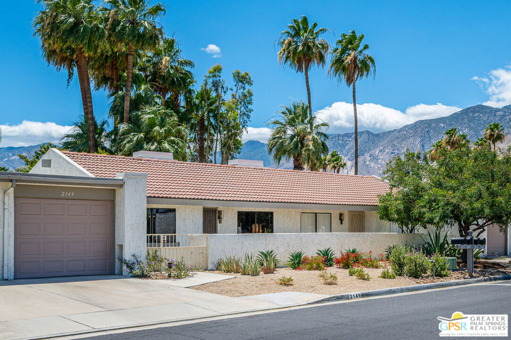 2149 N Sunshine Circle