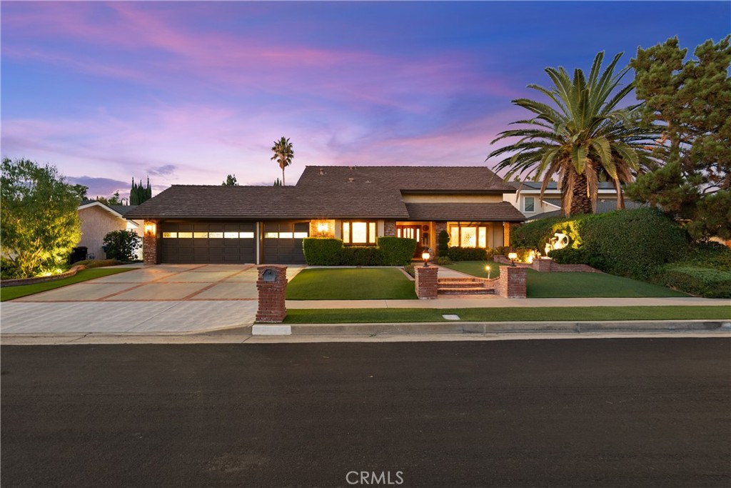 20619 Horace Street