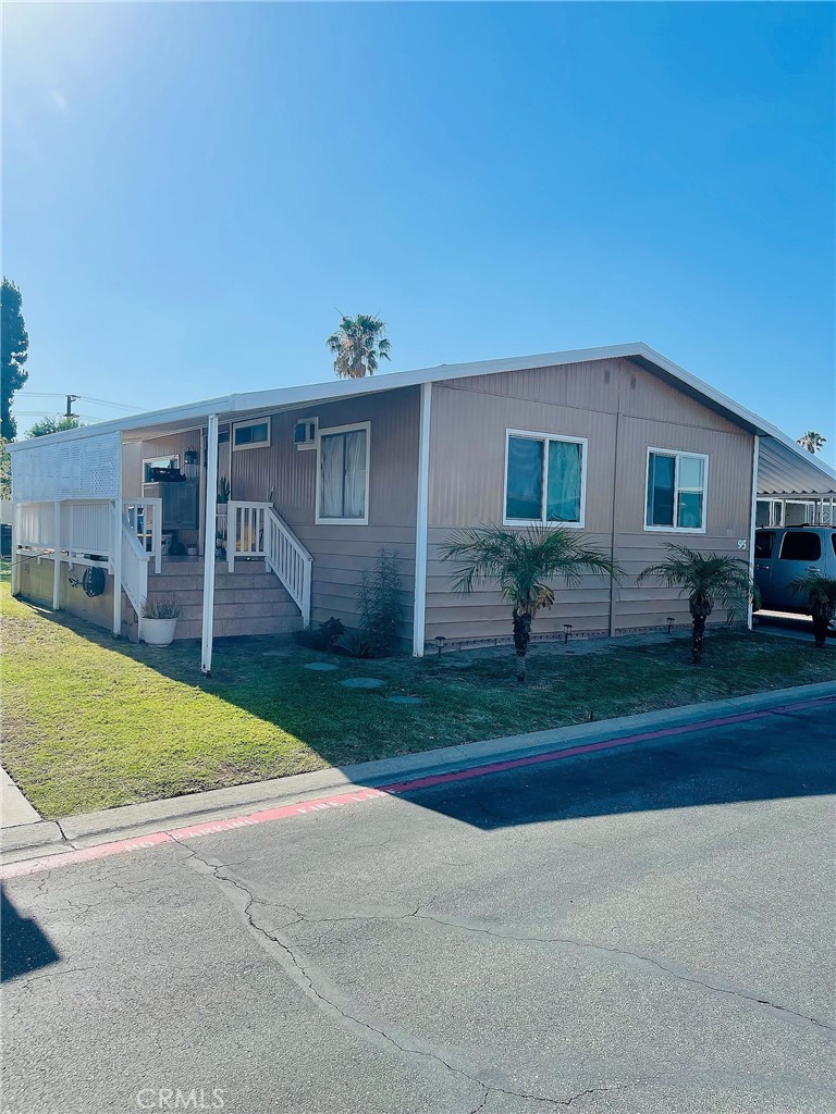 17400 Valley Boulevard 95