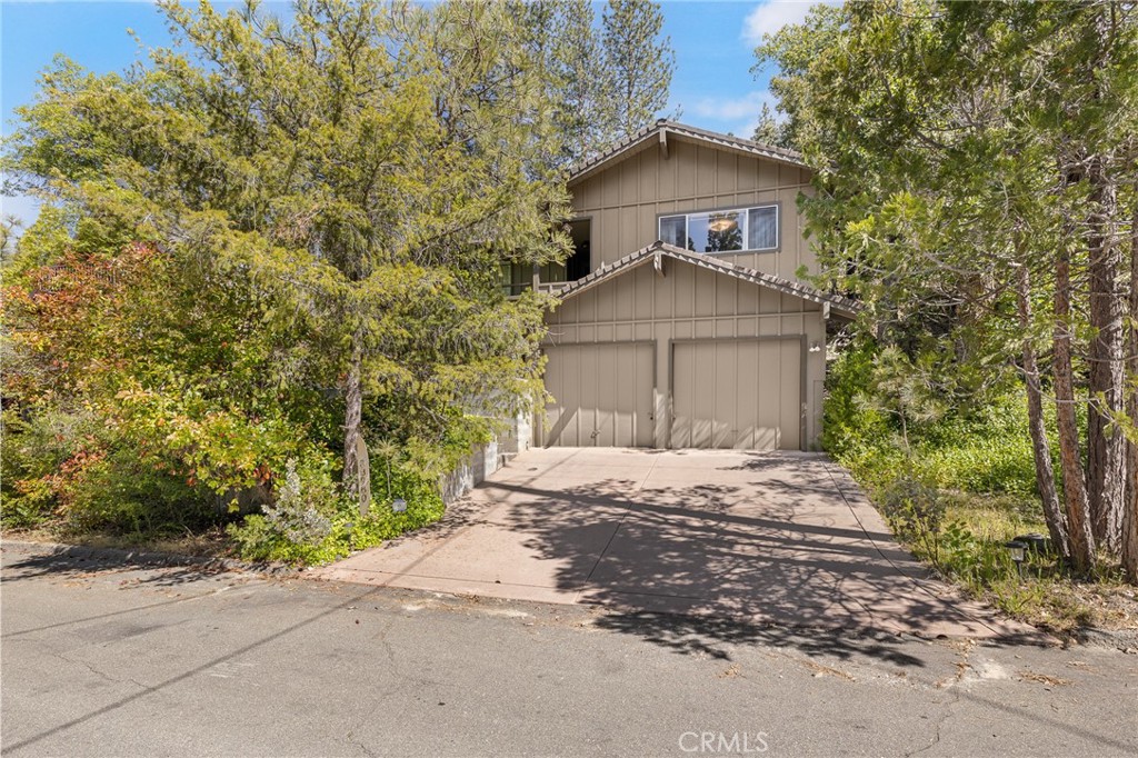 38980 Lake Point Court