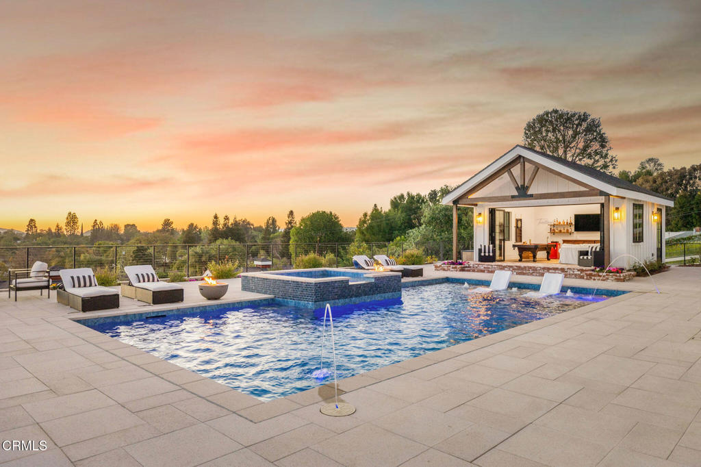1649 Hauser Circle