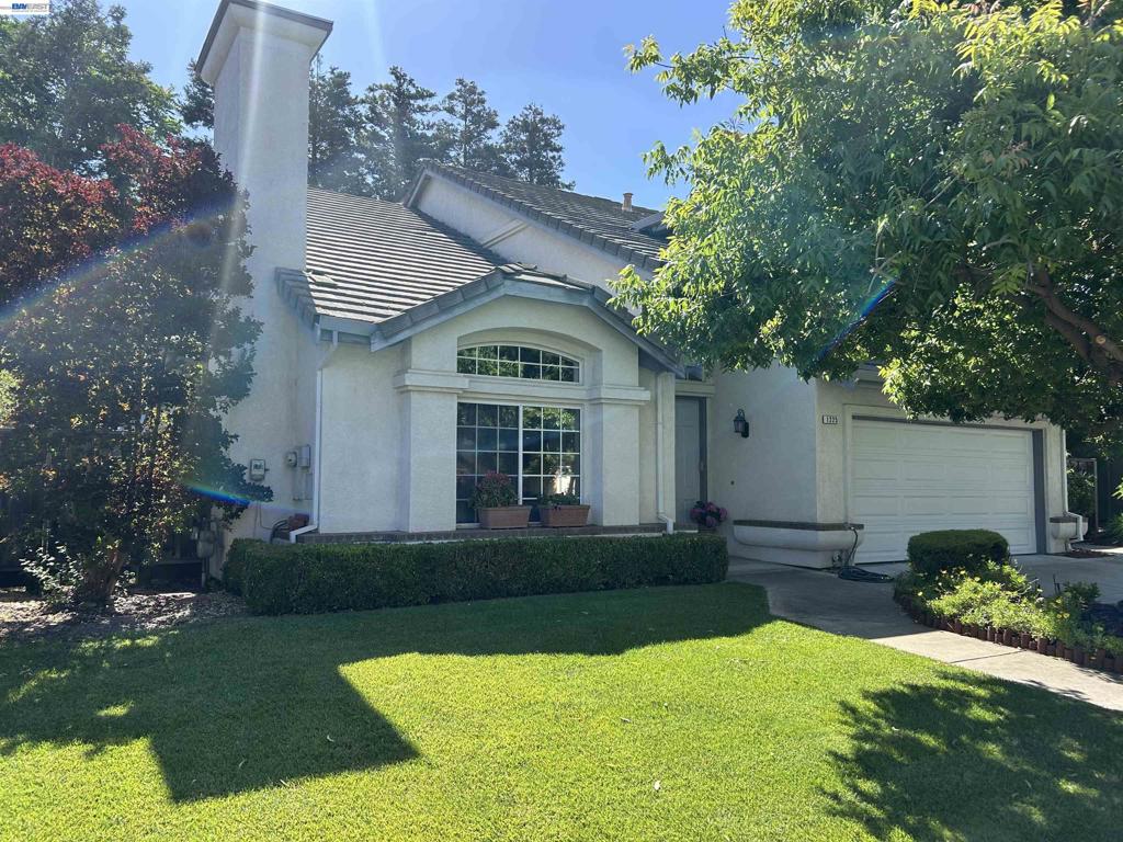 1225 Riesling Cir.