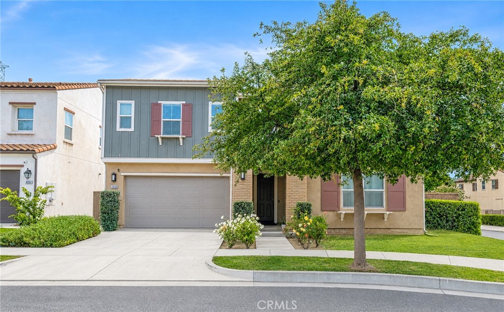 4048 E Groveland