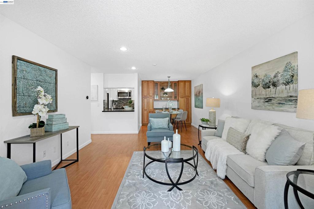 39931 Cedar Blvd 104