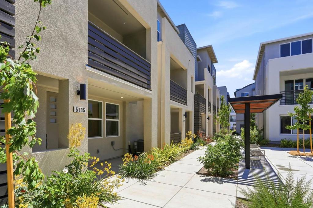 5105 Mauve Terrace