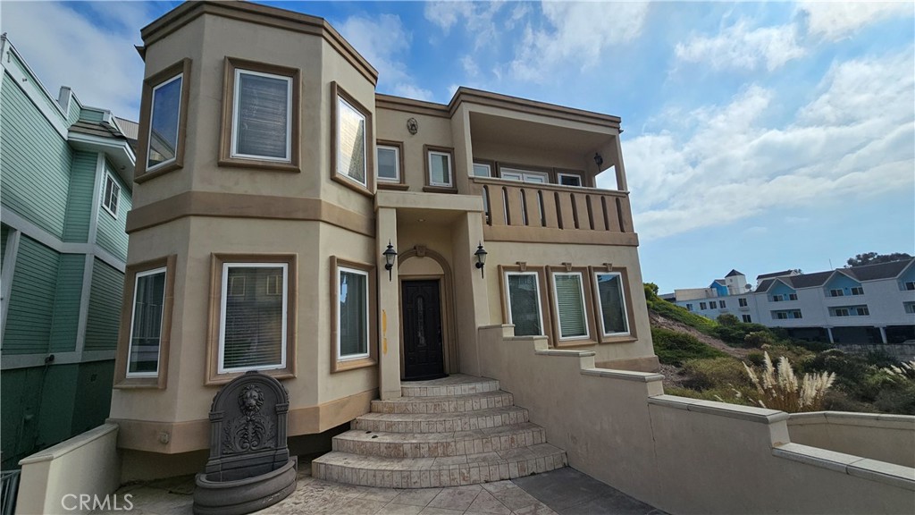 34172 Crystal Lantern Street
