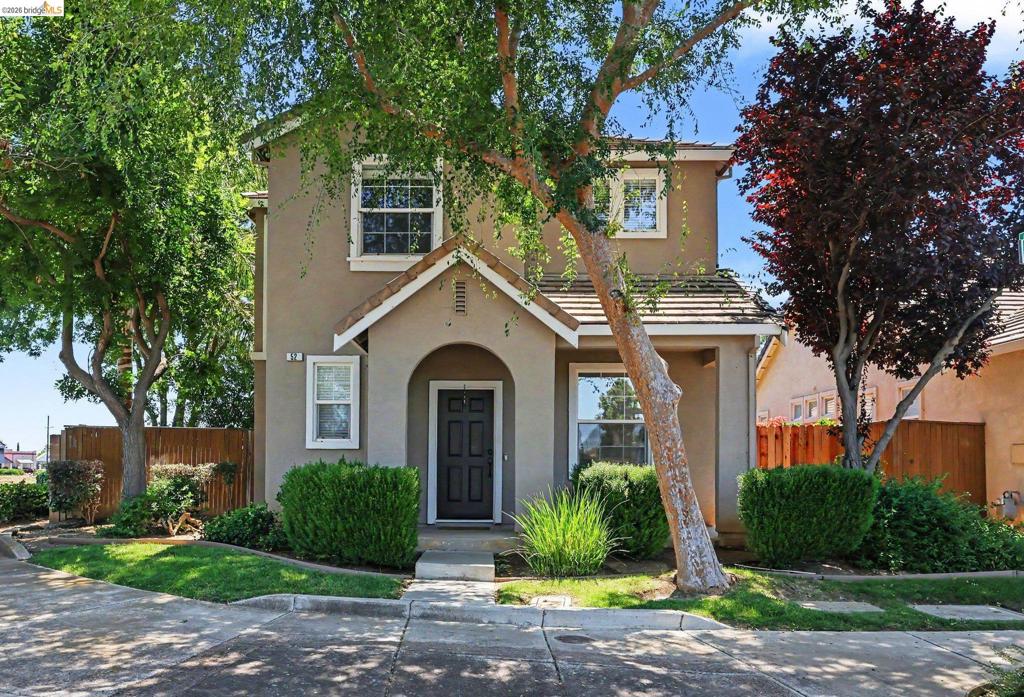 52 Rockwell St