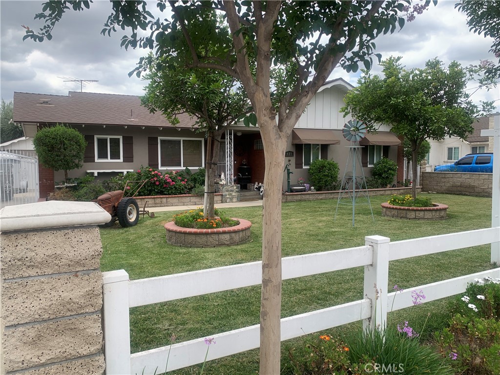 427 W Maple