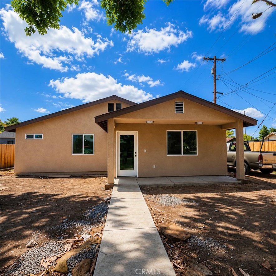 2014 E California Avenue