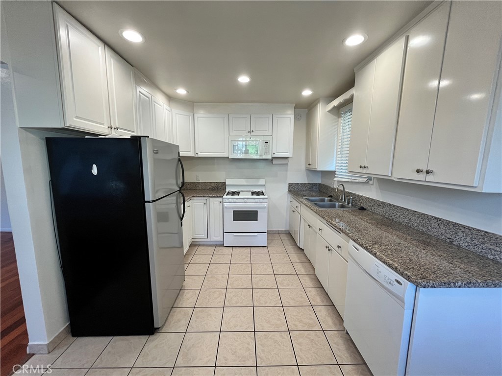 11901 W Washington