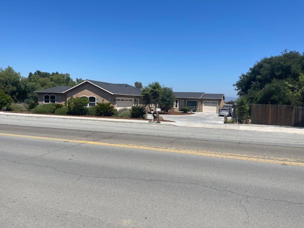 1360 Santa Ana Road