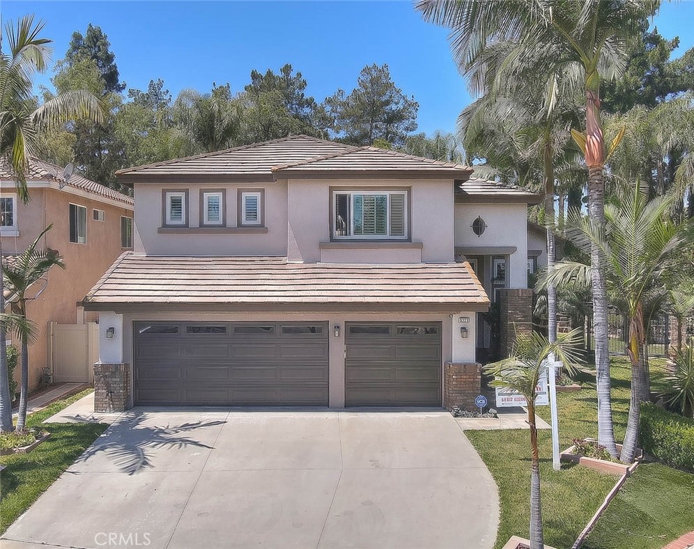 4325 Torrey Pines