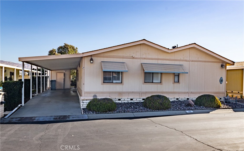 24600 Mountain Avenue 18